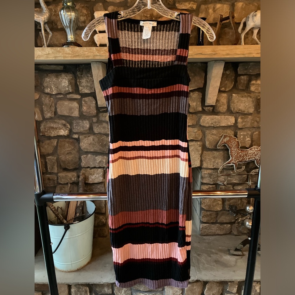 Miley + Molly medium sleeveless ribbed knit dress